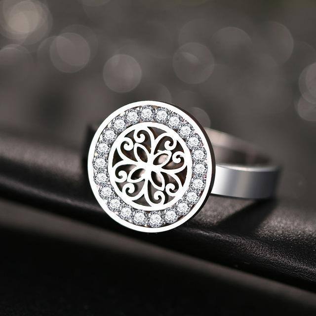 Crystal Carving Geometric Flower Ring For Women | Custom/Personalized Jewelry Gift - Kalsord